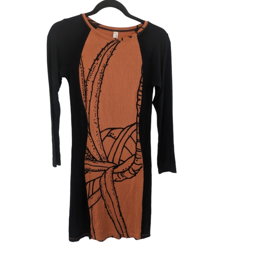 Wahine Toa Designs Black Orange Print Long Sleeve Dress. Size XXS